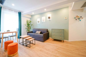 Design apartment in Paris city center 8th neighborhood